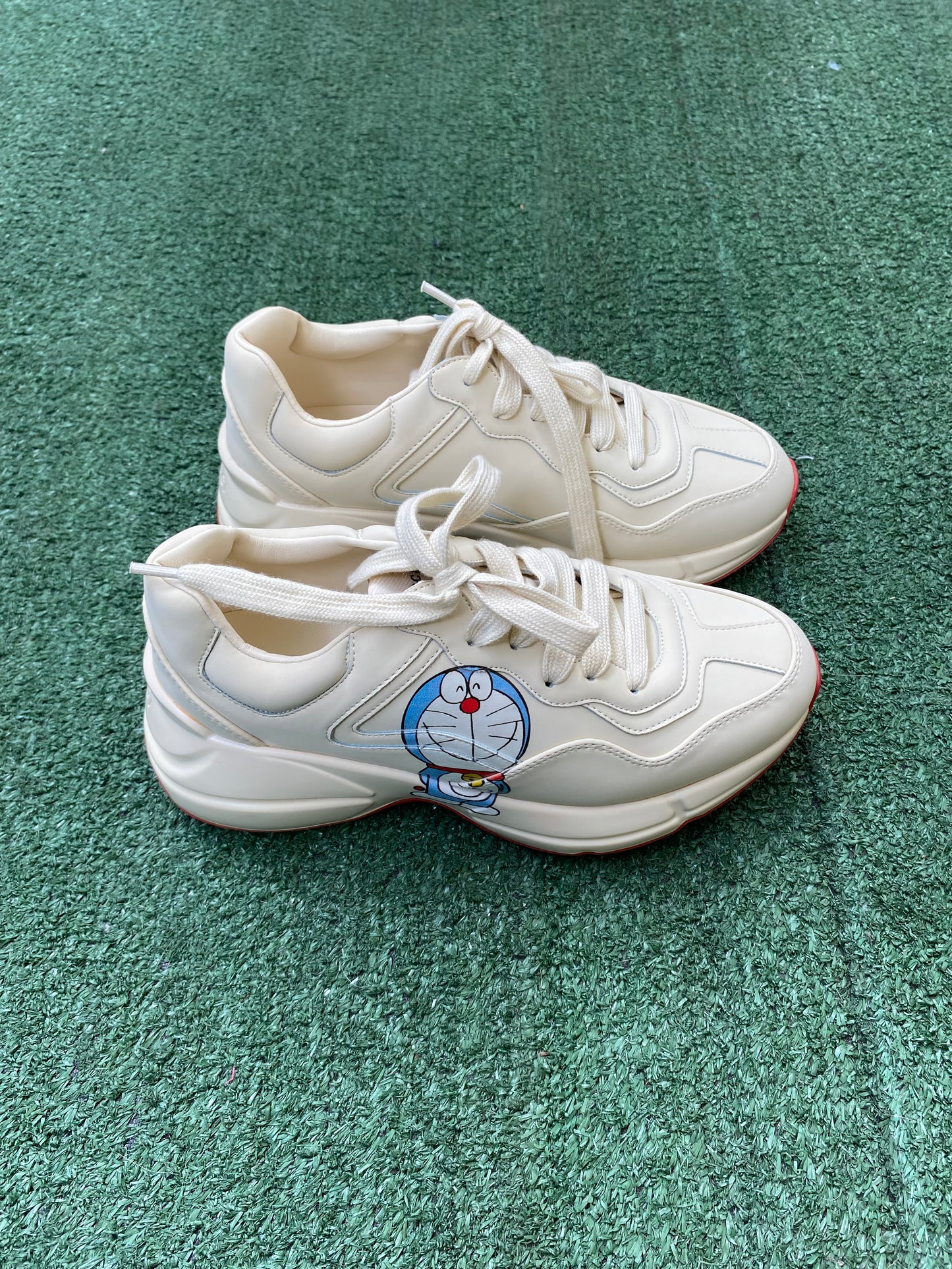 Gucci sneakers