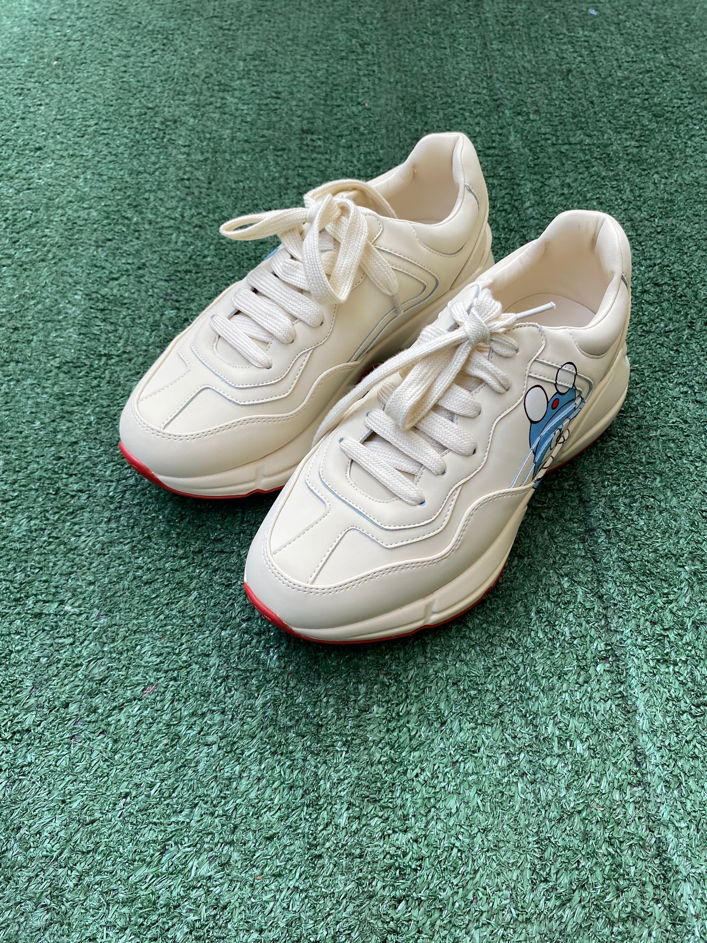 Gucci sneakers